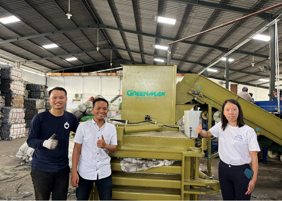 GREENMAX baler helps Indonesia Customer improve the weight of pressed bottle bale for reducing costs and increasing efficiency